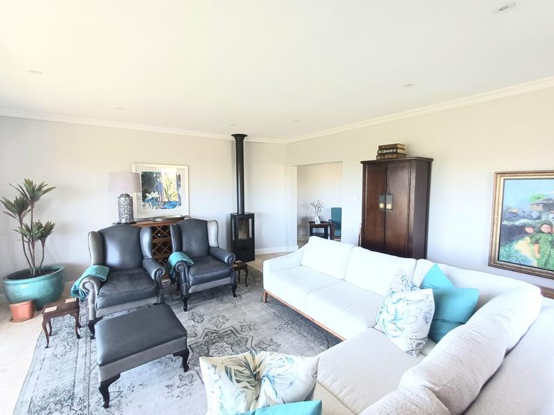 5 Bedroom Property for Sale in Welgemoed Western Cape
